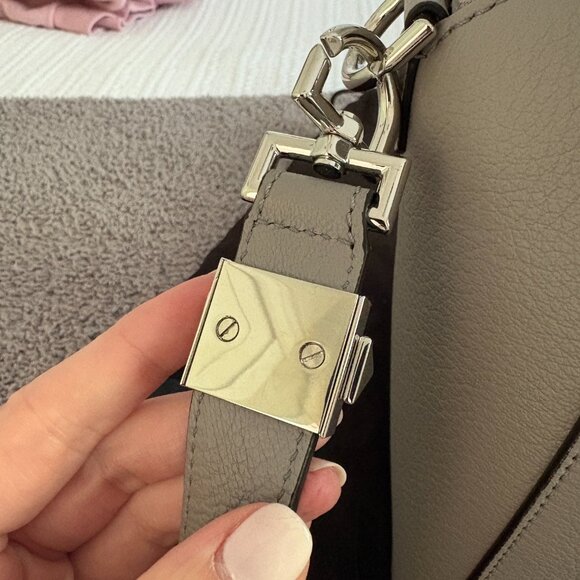 Givenchy Antigona Small Handbag - Picture 6 of 16